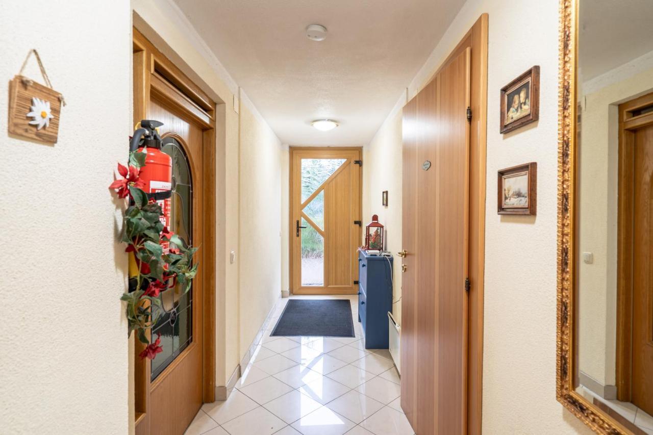 Heimeliges Apartment In Den Bergen باد كلينكيرشهايم المظهر الخارجي الصورة